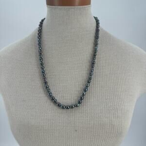 Peacock purple pearl Necklace